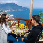 Jori Vista أمالفي
