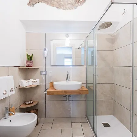 Jori Vista אמאלפי